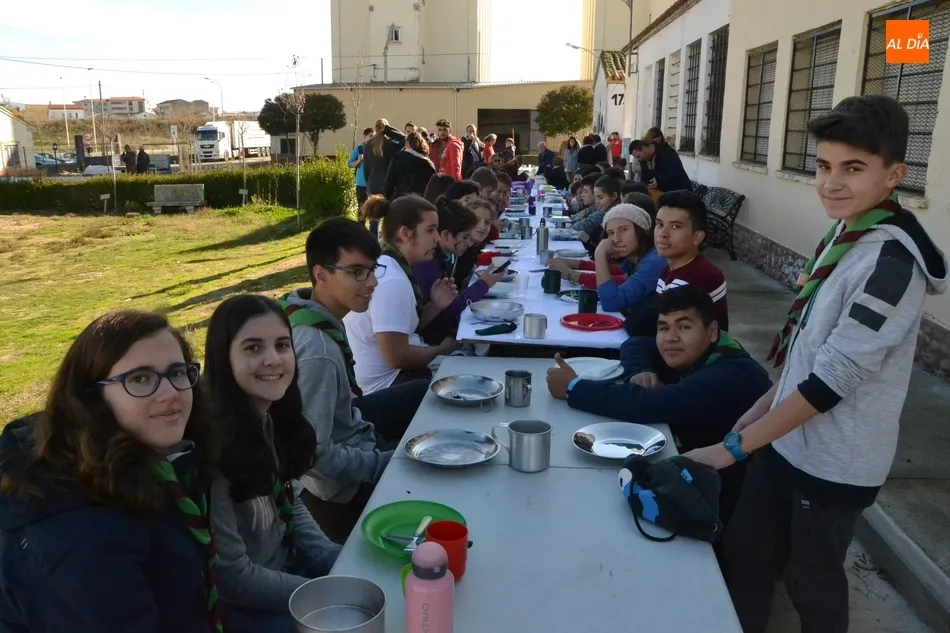 Foto 5 - El Grupo Scout Kennedy sopla las velas de su 45 Aniversario  