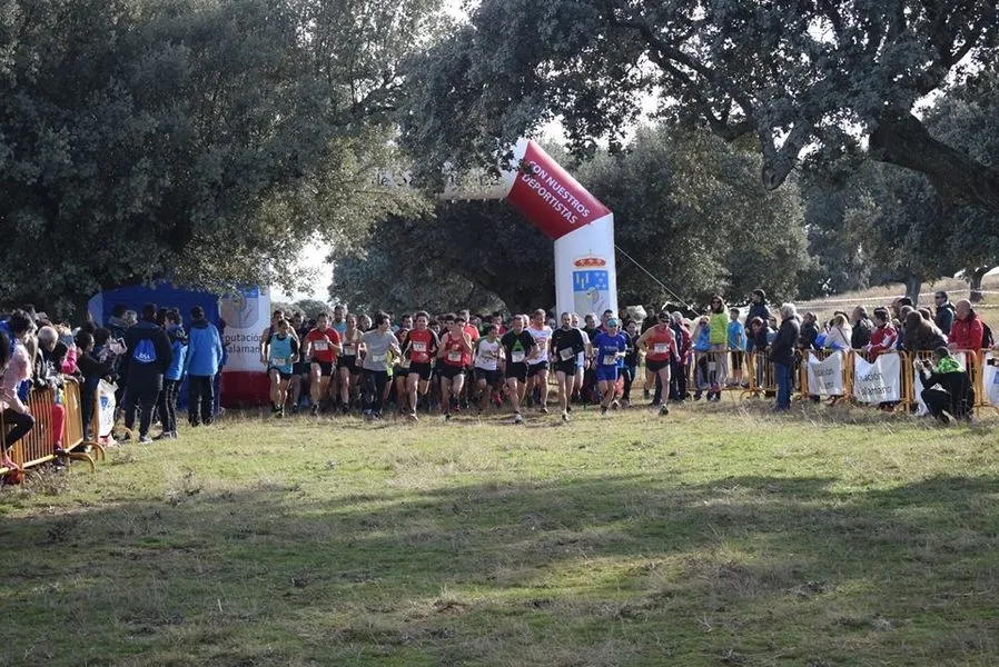 Foto 4 - Jos&eacute; Manuel Hern&aacute;ndez y Noelia Acero, vencedores en la III Carrera Popular&nbsp;Taurina  