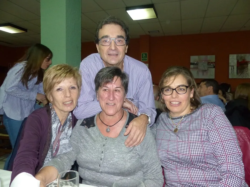 Foto 6 - Santiago Alberca se despide de sus pacientes de Villoria