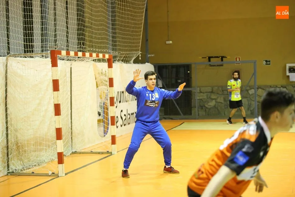 El San Pablo Burgos corta la racha del Autocares Sanalón Ciudad de Salamanca (31-27)