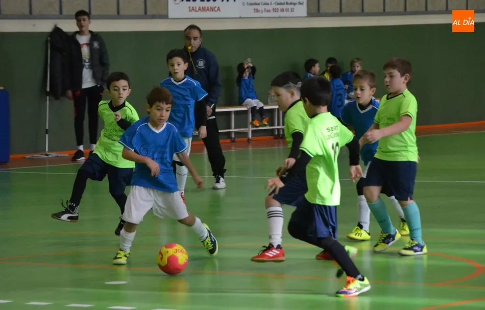 La ‘Champions’ de los más pequeños se pone en marcha con gran animación en Conde de Foxá  