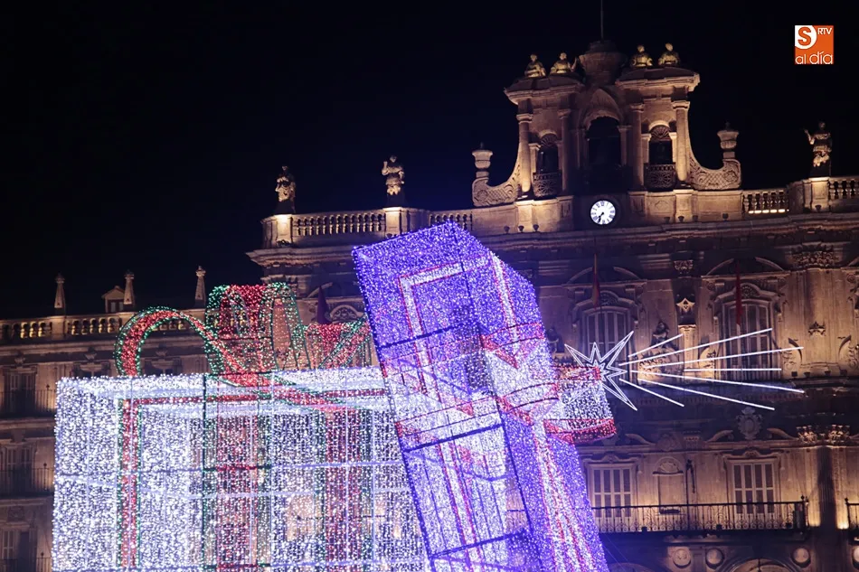 Grandes regalos que iluminaron la Plaza Mayor de Salamanca la pasada Navidad