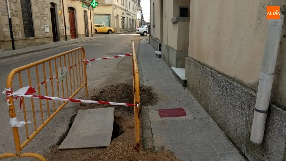 Foto 3 - Preocupaci&oacute;n entre los empresarios por las obras de mejora en varias calles de la localidad  