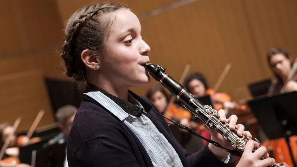 Claudia Aliaj Oliver durante una actuación