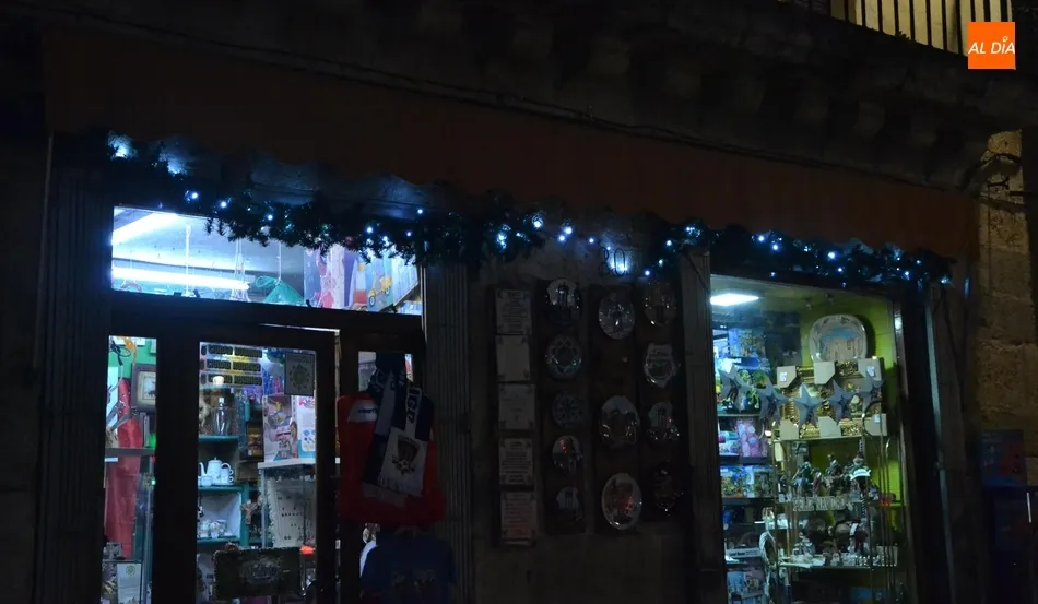 Foto 6 - &Uacute;ltimos remates a la iluminaci&oacute;n navide&ntilde;a, que trae novedades en varios puntos del centro  