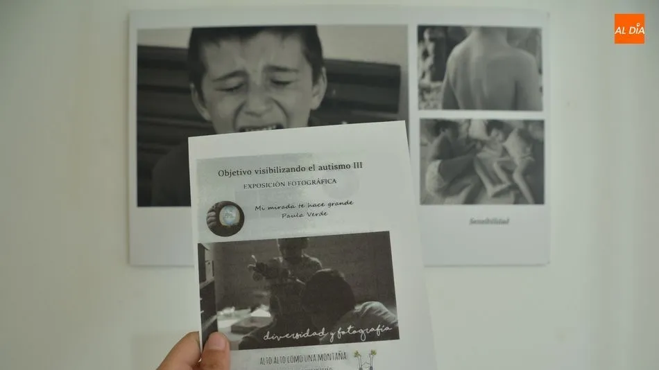 Muestra de la exposición ‘Objetivo visibilizando el autismo III’/ Foto: Lydia González