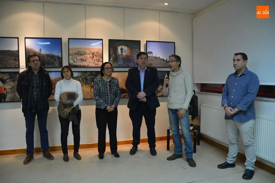 Foto 6 - Enrique Vicente Pe&ntilde;a recibe el primer premio del concurso de fotograf&iacute;a de Cabrerizos con...