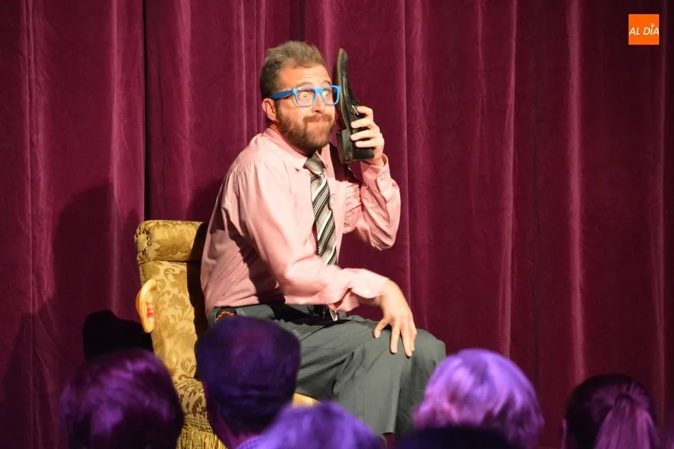 Foto 3 - El&nbsp;Gran Caf&eacute; Teatro, humor a cargo de artistas salmantinos en el CAEM  