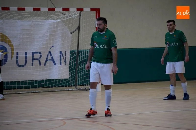 Foto 3 - El Piensos Dur&aacute;n Albense se da todo un fest&iacute;n a costa del Xove (11-4)  