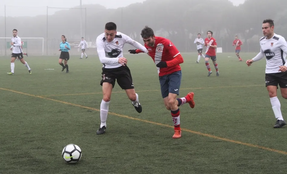 El Ciudad Rodrigo saca por 1ª vez algo positivo en el fortín del Villa de Simancas  