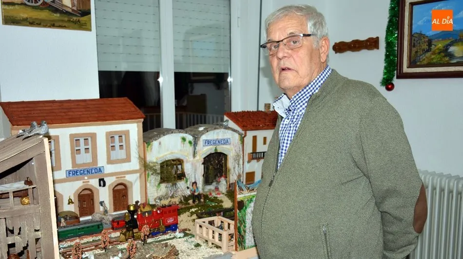 Foto 4 - La &ldquo;Estaci&oacute;n de Fregeneda&rdquo; acoge un Bel&eacute;n Navide&ntilde;o en el hogar del jubilado de Lumbrales