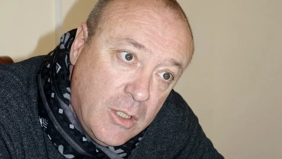 Adrián Vila, escritor argentino