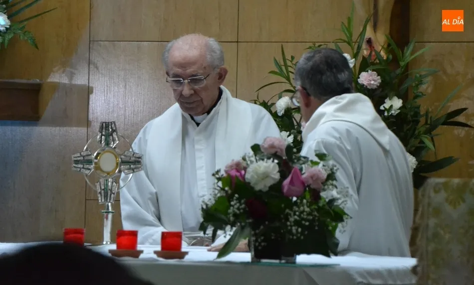Foto 8 - La Pastoral Juvenil se sube a la higuera en la Vigilia de la Inmaculada  