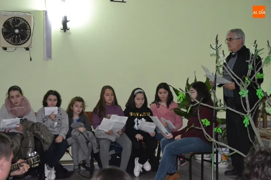 Foto 10 - La Pastoral Juvenil se sube a la higuera en la Vigilia de la Inmaculada  