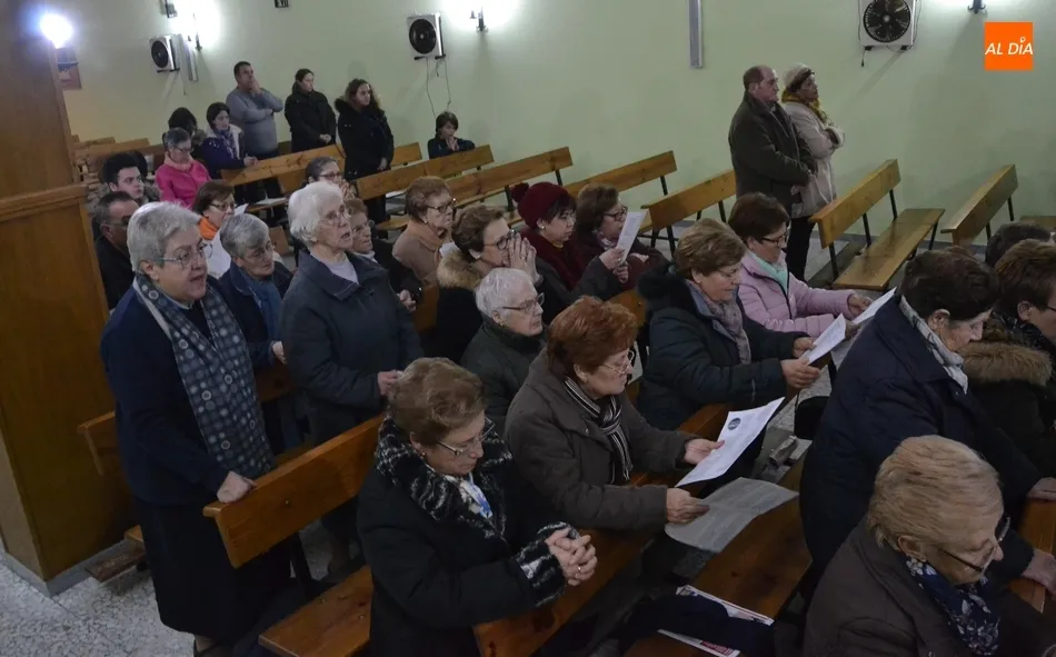 Foto 6 - La Pastoral Juvenil se sube a la higuera en la Vigilia de la Inmaculada  