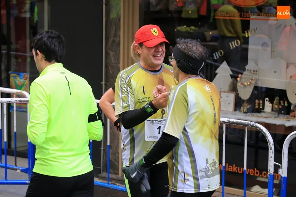Foto 2 - Roberto Bueno y Pilar &Aacute;lvarez vencen en la I Carrera &lsquo;Corre con tu m&eacute;dico&rsquo;