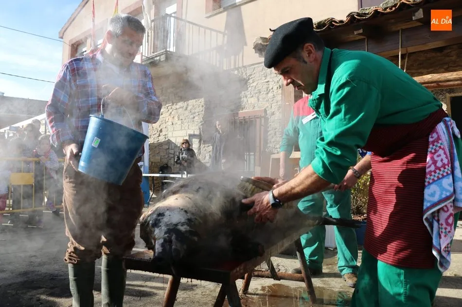Foto 7 - Aut&eacute;ntica lecci&oacute;n matancera del televisivo Jos&eacute; Pinto en Zarza de Pumareda  