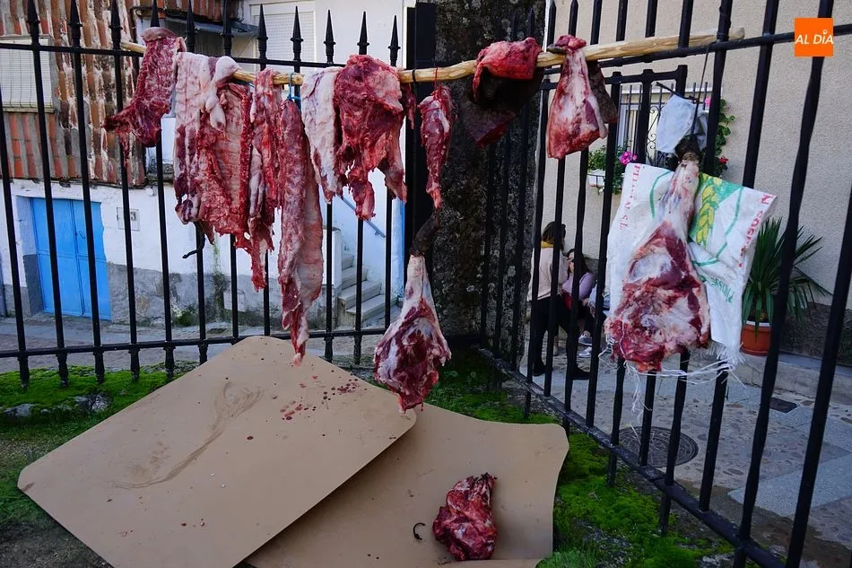 Foto 5 - El sabor de la matanza se viste de bordado serrano