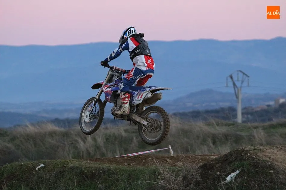 Foto 4 - Las motos se preparan para la gran quedada de ma&ntilde;ana