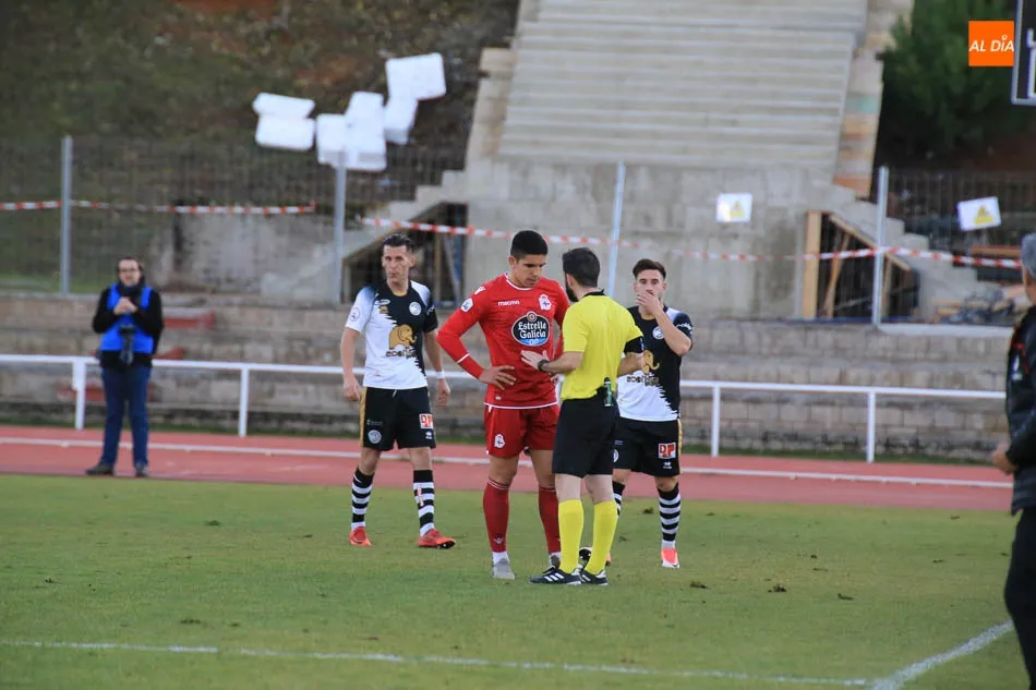 Foto 5 - Unionistas no decanta la balanza ante el Deportivo Fabril (0-0)