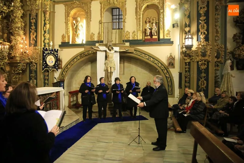 Foto 10 - El Coro de Vera Cruz culmina el Centenario del Voto Inmaculista de Salamanca con un concierto  