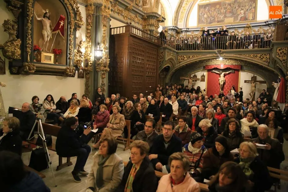 Foto 8 - El Coro de Vera Cruz culmina el Centenario del Voto Inmaculista de Salamanca con un concierto  