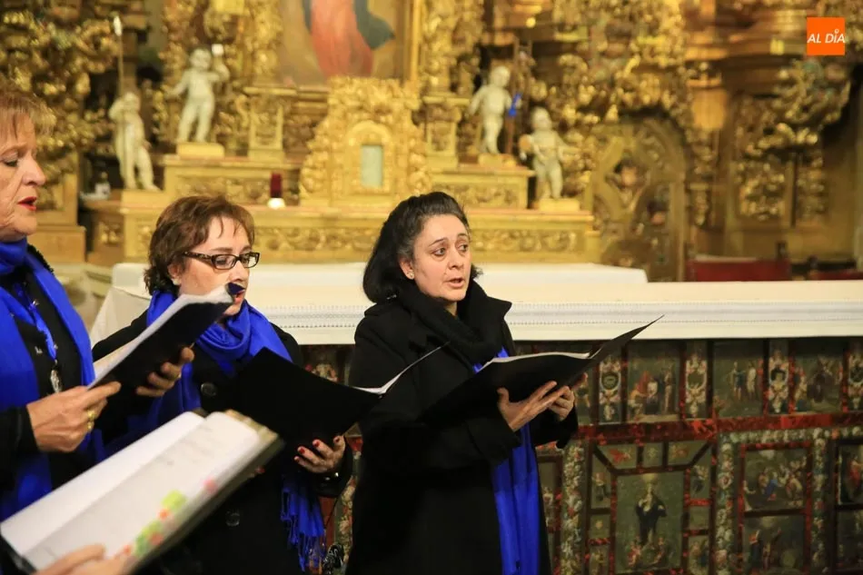 Foto 7 - El Coro de Vera Cruz culmina el Centenario del Voto Inmaculista de Salamanca con un concierto  