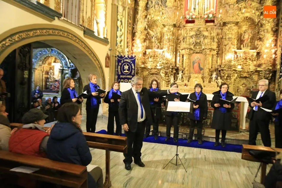 Foto 4 - El Coro de Vera Cruz culmina el Centenario del Voto Inmaculista de Salamanca con un concierto  