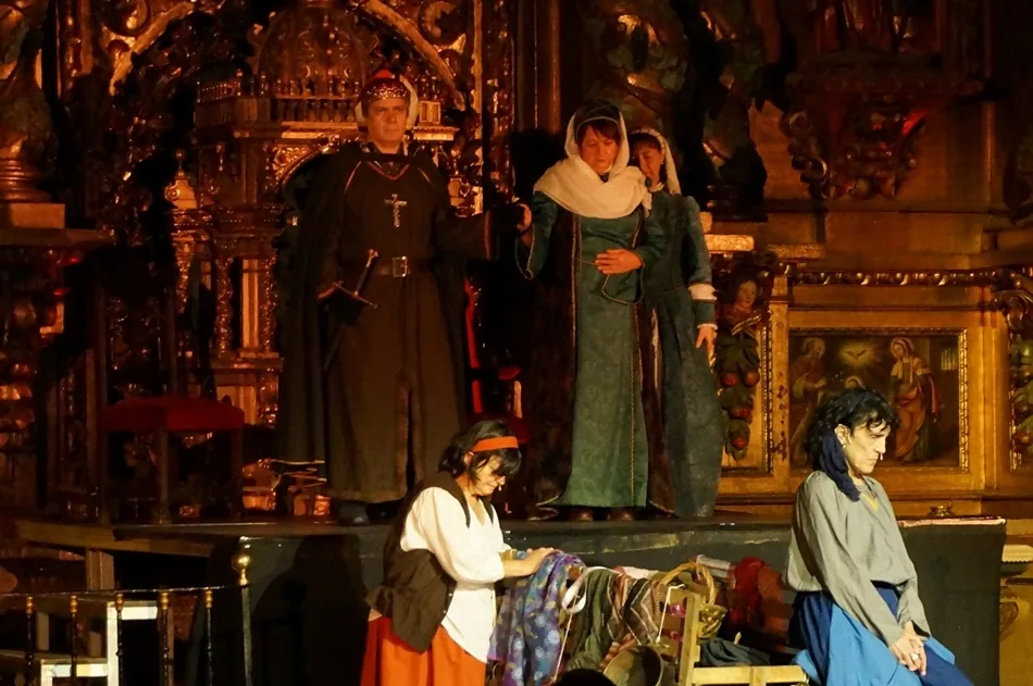 Foto 8 - La reina Berenguela, su vecina m&aacute;s ilustre, conquista Villares de la Reina