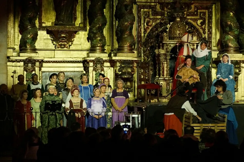 Foto 7 - La reina Berenguela, su vecina m&aacute;s ilustre, conquista Villares de la Reina