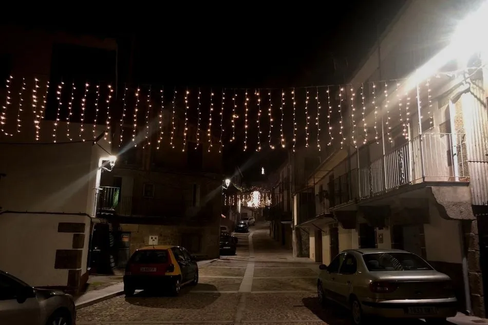 Foto 3 - La carrera &lsquo;Entre Casta&ntilde;os&rsquo; ilumina Puerto de B&eacute;jar en Navidad  