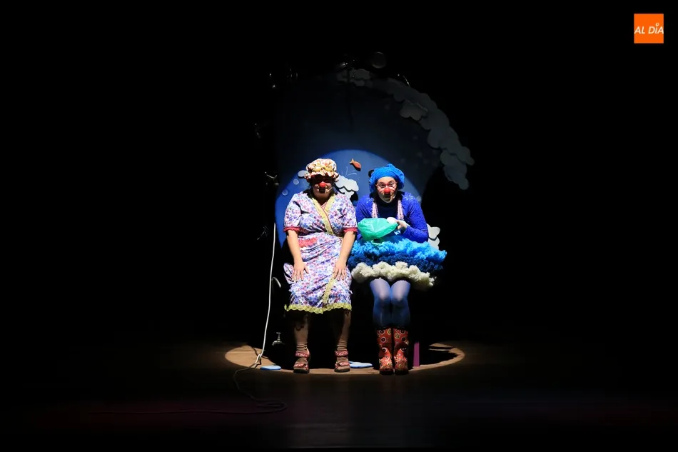 Foto 2 - El teatro infantil &lsquo;&iexcl;Hasta las gotas!&rsquo; pone el broche final al II &lsquo;Encuentro de Payasas&rsquo;  