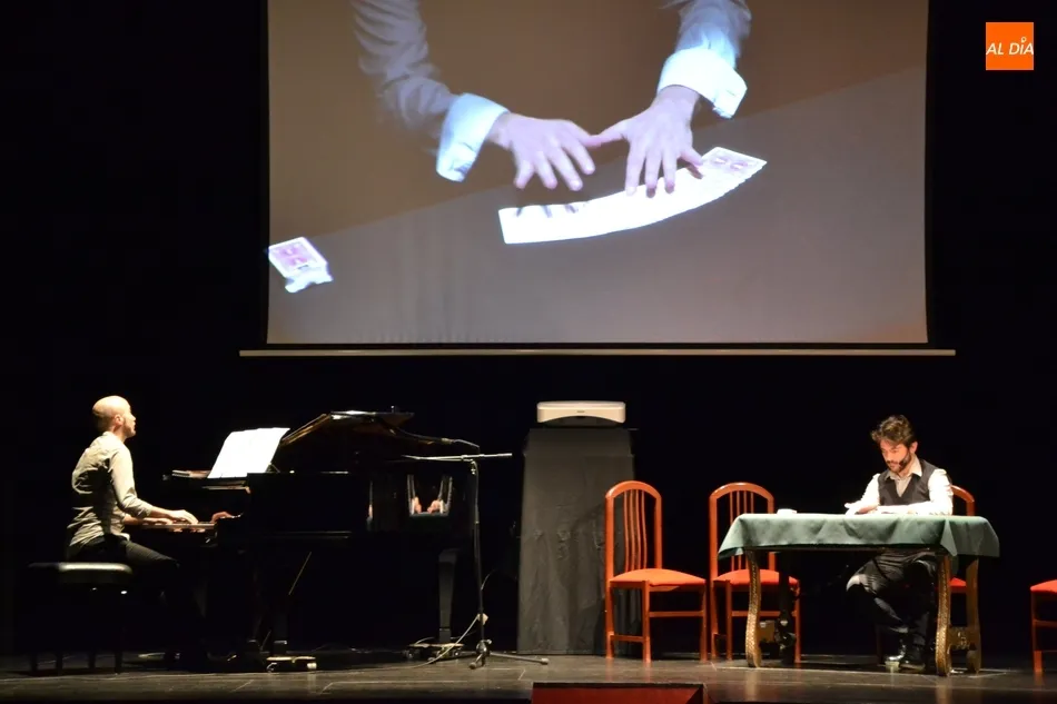 Foto 6 - Tarde m&aacute;gica en el Teatro de la mano de Kiko Pastur  
