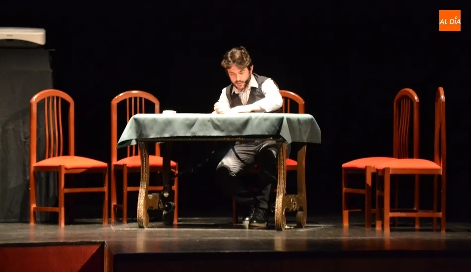 Foto 5 - Tarde m&aacute;gica en el Teatro de la mano de Kiko Pastur  