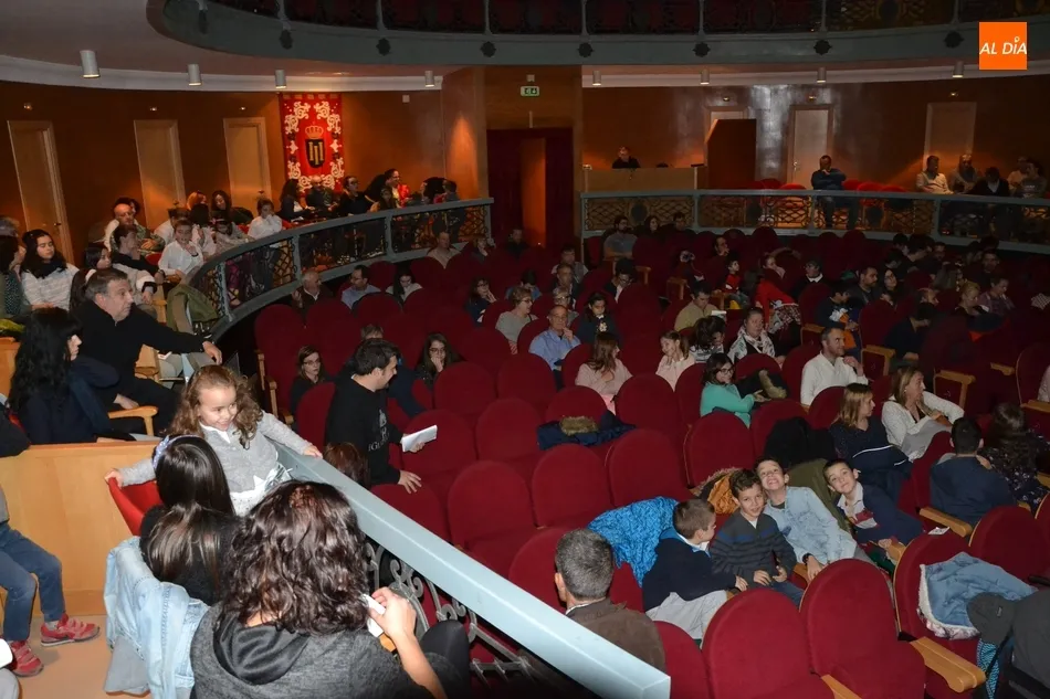Foto 9 - Tarde m&aacute;gica en el Teatro de la mano de Kiko Pastur  