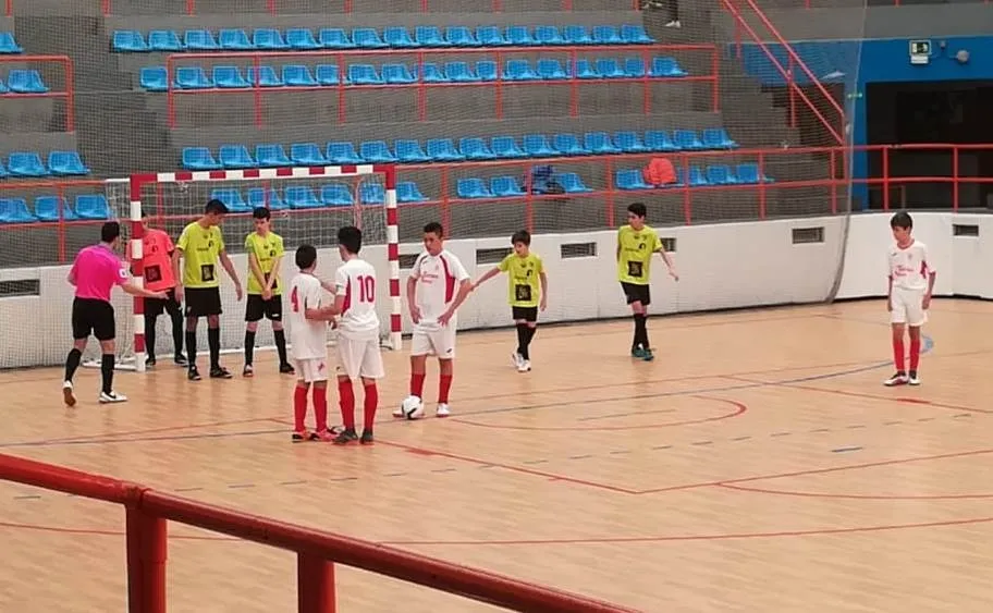Foto 7 - Juveniles y cadetes del III Columnas golean en La Alamedilla al FS San Jos&eacute;  