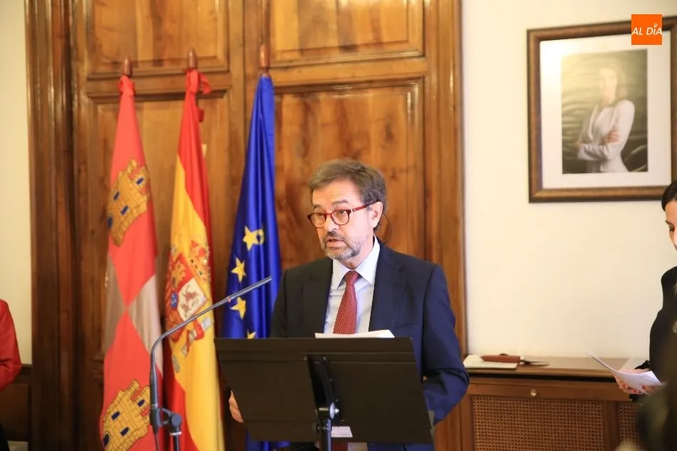 Foto 10 - Representantes de la sociedad salmantina se unen por la defensa de los Derechos Humanos