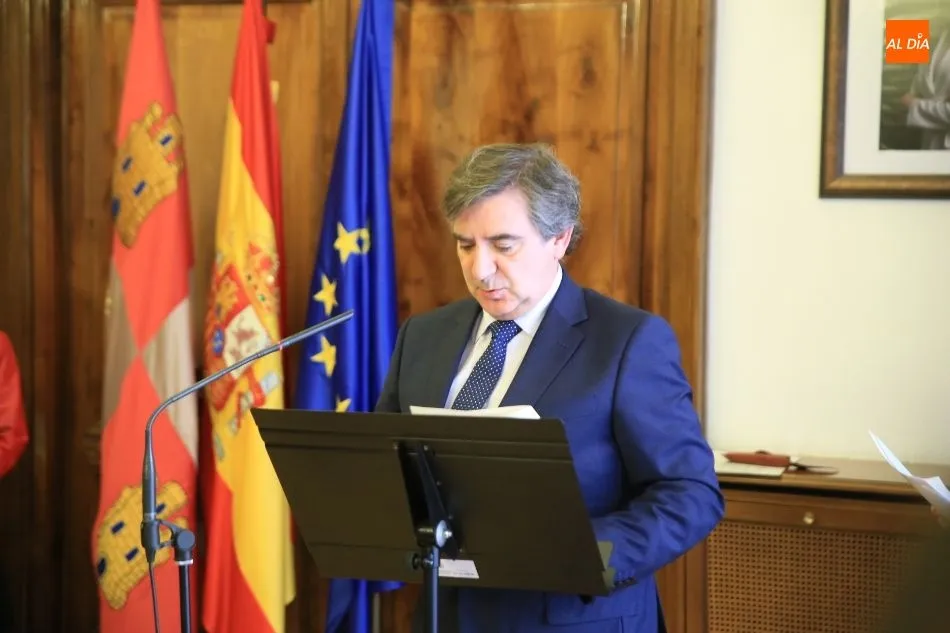 Foto 2 - Representantes de la sociedad salmantina se unen por la defensa de los Derechos Humanos