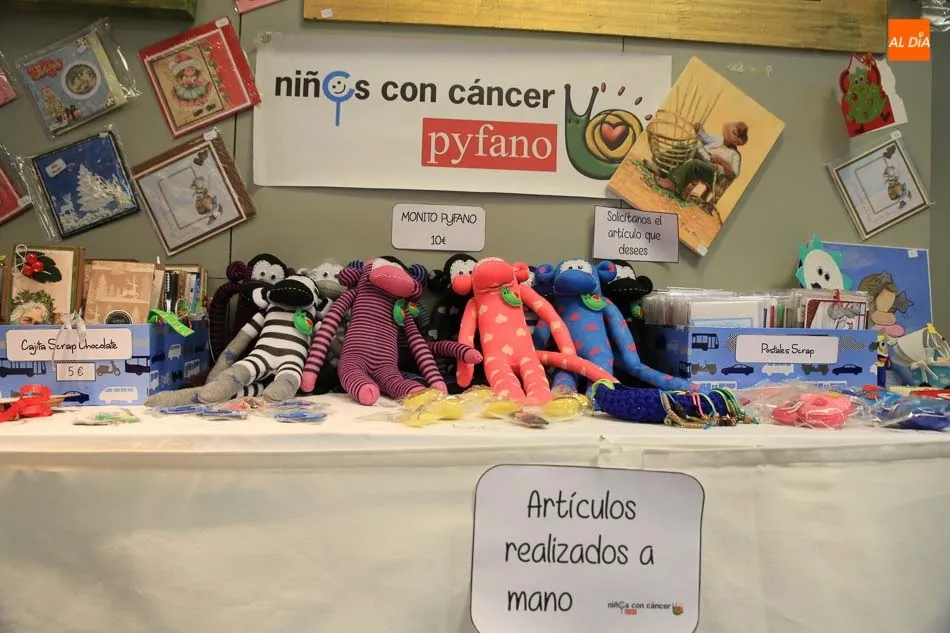 Foto 7 - El mercadillo solidario de Pyfano abre sus puertas hasta el 19 de diciembre