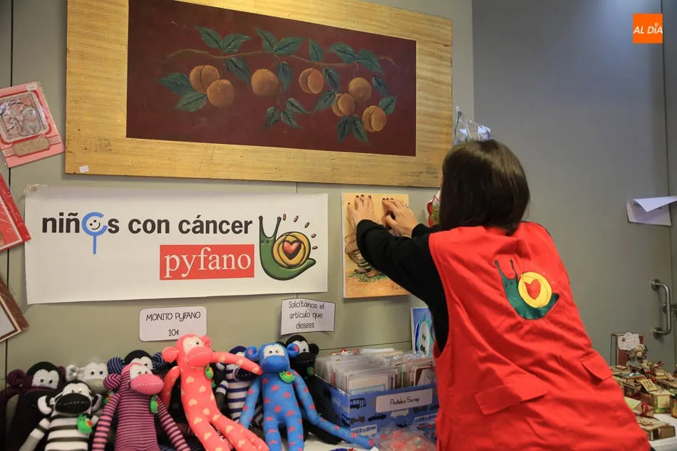 Foto 5 - El mercadillo solidario de Pyfano abre sus puertas hasta el 19 de diciembre