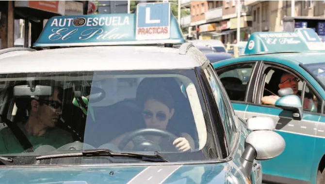 La Asociación de Examinadores de Tráfico desconvoca la huelga a la espera de la resolución...