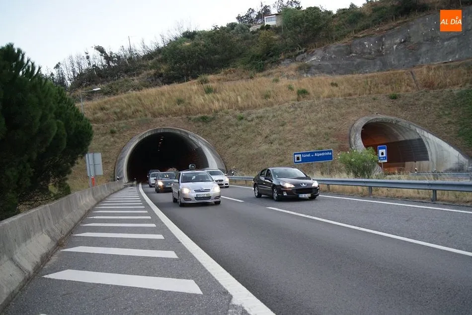 Foto 6 - Una plataforma portuguesa se moviliza para la eliminaci&oacute;n de los peajes en las autov&iacute;as que...