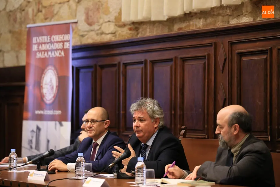 Foto 2 - Abogados de Salamanca&nbsp;celebran el Día de los Derechos Humanos en colaboraci&oacute;n con la USAL  