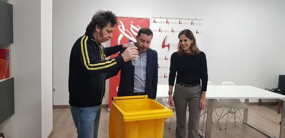 Foto 2 - Ecoembes, Coca Cola y la Asociaci&oacute;n&nbsp;de Hosteler&iacute;a se unen para impulsar el reciclaje durante la...