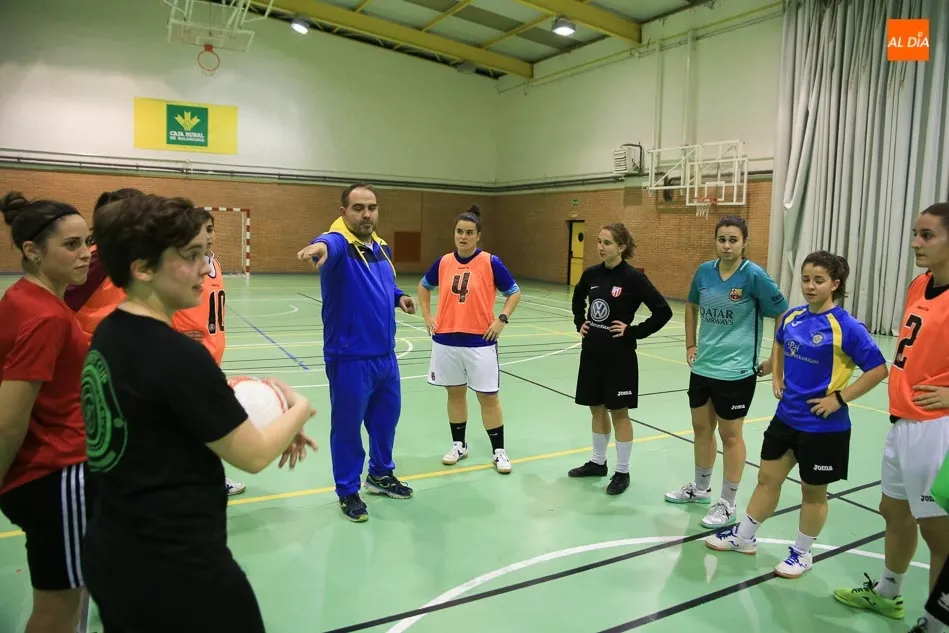 El fútbol sala femenino recobra importancia en la ciudad gracias al Universidad de Salamanca