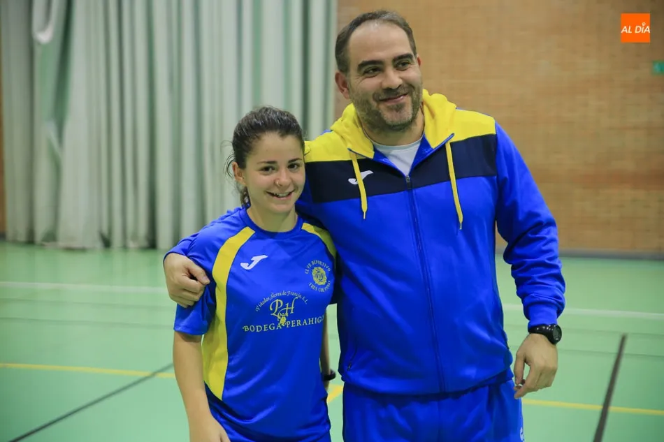 Foto 4 - El f&uacute;tbol sala femenino recobra importancia en la ciudad gracias al Universidad de Salamanca