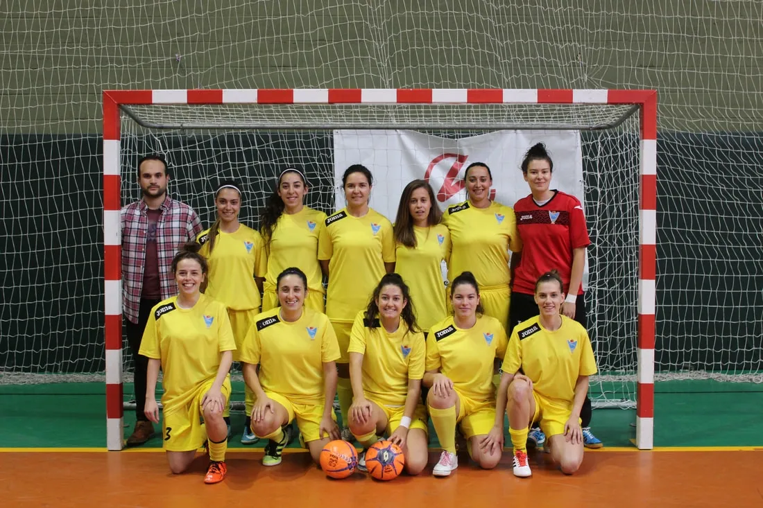 Foto 3 - InterSala y San Roque Carbajosa de la Sagrada impulsan el f&uacute;tbol sala femenino desde Regional