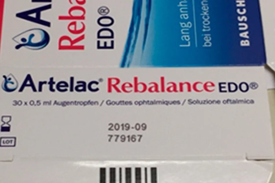La información sobre el número de lote aparece en una de las solapas laterales de la caja