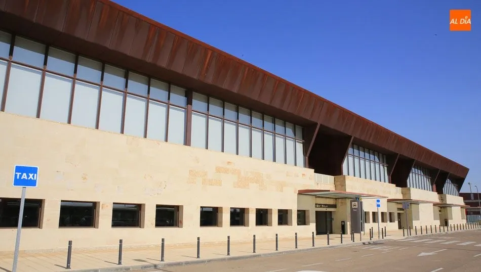 Instalaciones del aeropuerto de Matacán. Foto: Alberto Martín