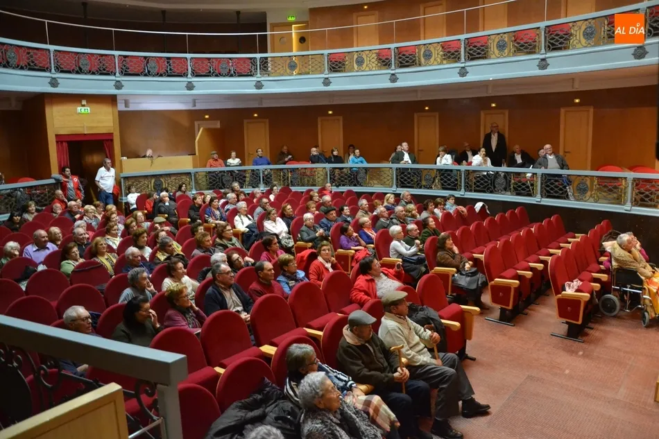 Cruz Roja congrega a más de 100 personas en su Encuentro Anual de Mayores  